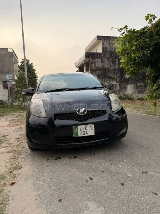 Toyota Vitz 2008 for Sale in Lahore Image-1