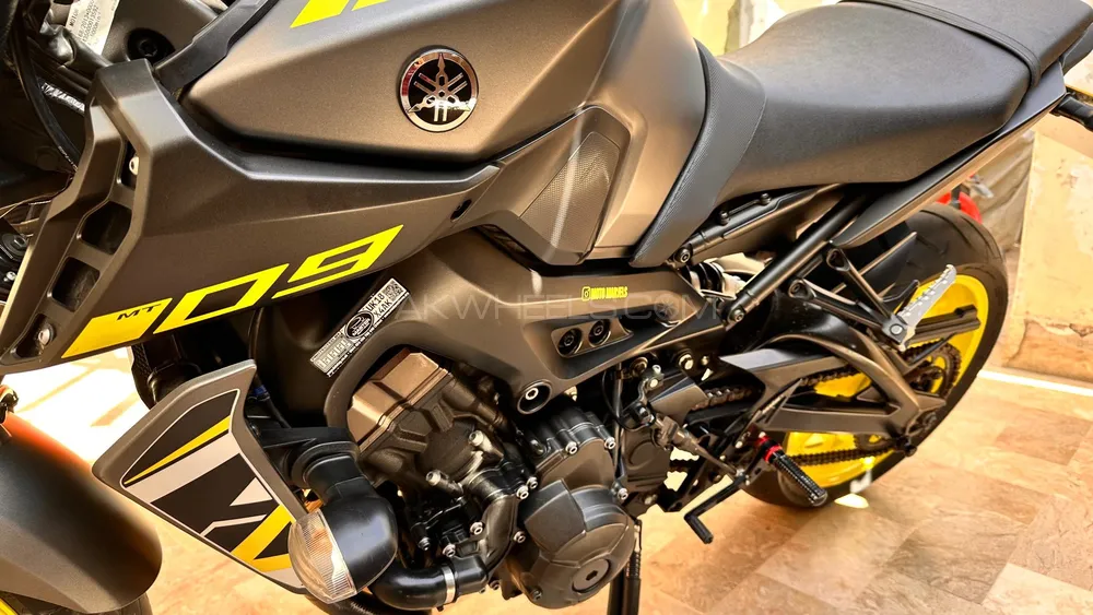 Yamaha MT-09 2018 for Sale Yamaha MT-09 2018 for Sale Image-9