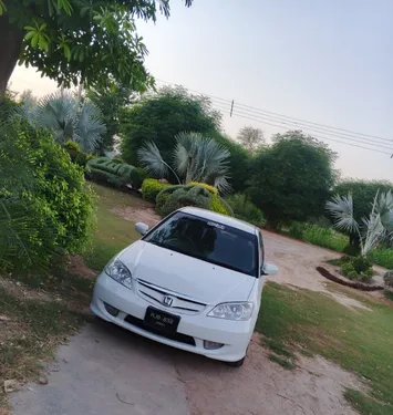 Honda Civic EXi 2005