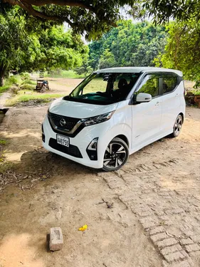 Nissan Dayz Highway Star S hybrid X pro pilot 2022