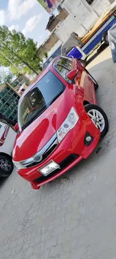 Toyota Corolla Fielder Hybrid G  WB  2013
