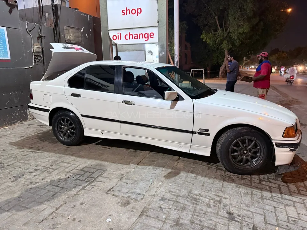 BMW 3 Series 1994 for Sale in Karachi Image-1