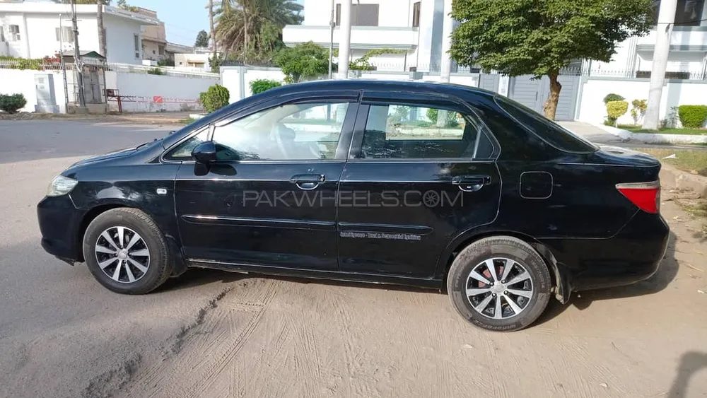 Honda City 2006 for Sale in Karachi Image-1