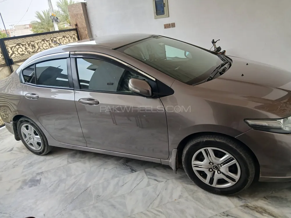 Honda City 2015 for Sale in Faisalabad Image-1