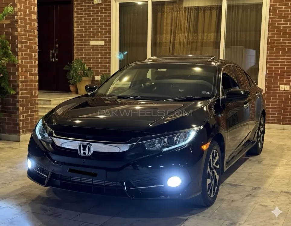 Honda Civic 2017 for Sale in Faisalabad Image-1