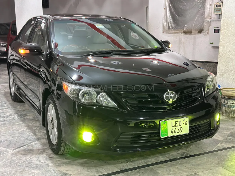 Toyota Corolla 2012 for Sale in Peshawar Image-1