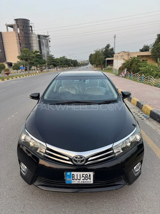 Toyota Corolla 2015 for Sale in Islamabad Image-1