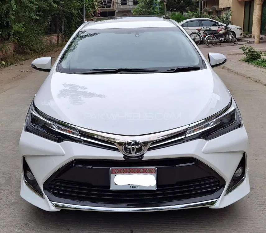Toyota Corolla 2021 for Sale in Islamabad Image-1