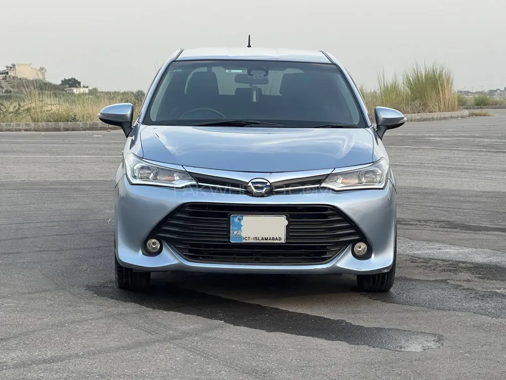 Toyota Corolla Fielder 2017 for Sale in Islamabad Image-1