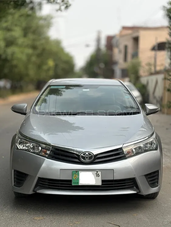 Toyota Corolla 2016 for Sale in Lahore Image-1