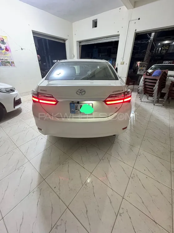 Toyota Corolla 2018 for Sale in Gujrat Image-1