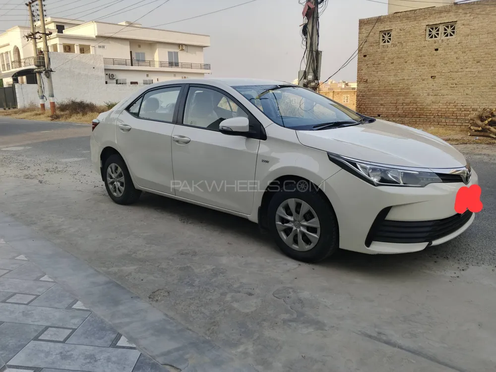 Toyota Corolla 2018 for Sale in Chishtian Image-1
