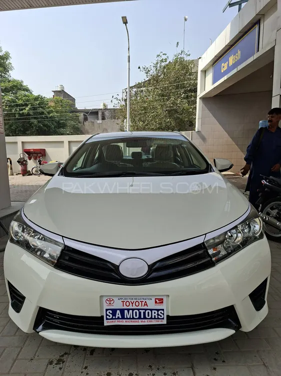 Toyota Corolla 2017 for Sale in Gujrat Image-1