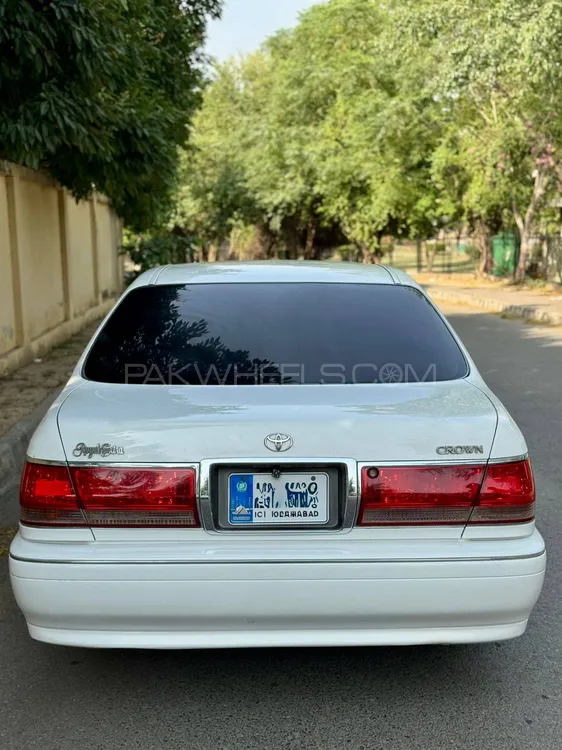 Toyota Crown 2003 for Sale in Islamabad Image-1