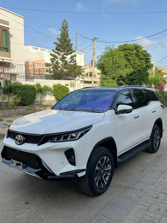 Toyota Fortuner 2022 for Sale in Karachi Image-1