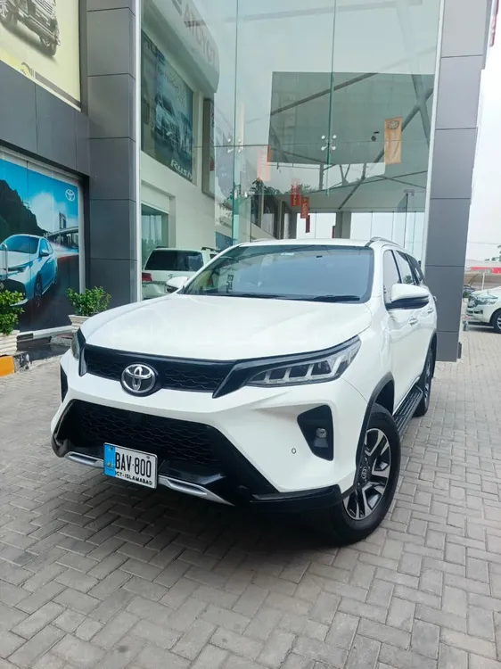 ٹویوٹا فورچیونر 2022 for Sale in فیصل آباد Image-1