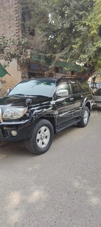 Toyota Surf 2005 for Sale in Okara Image-1