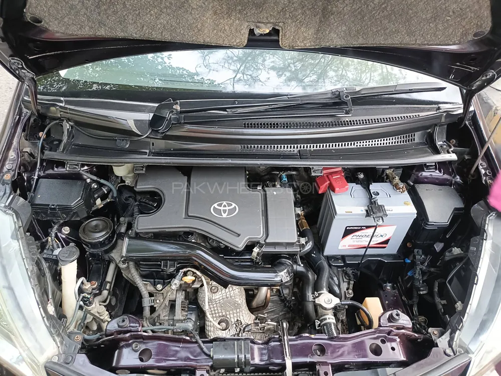Toyota Vitz 2014 for Sale in Islamabad Image-1