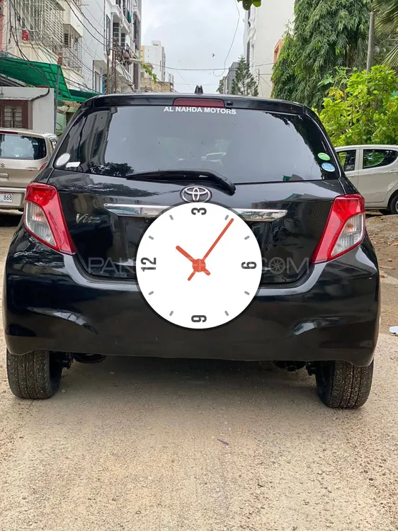 Toyota Vitz 2016 for Sale in Karachi Image-1