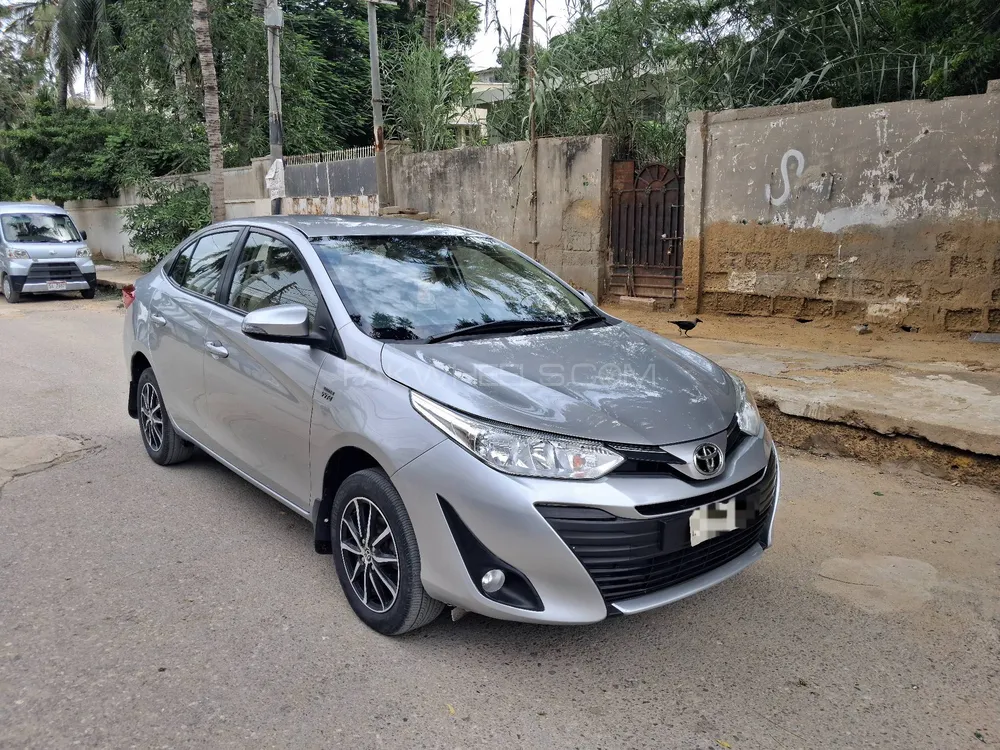 Toyota Yaris Sedan 2021 for Sale in Karachi Image-1