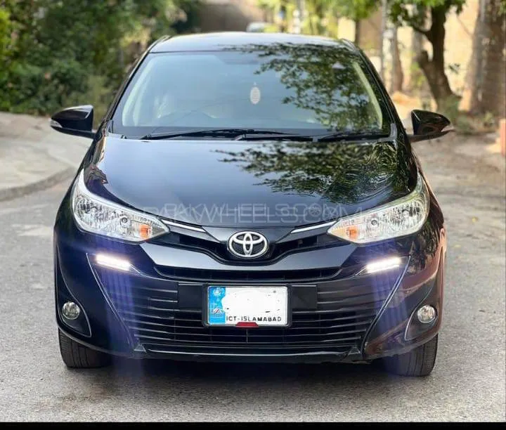 Toyota Yaris Sedan 2021 for Sale in Multan Image-1