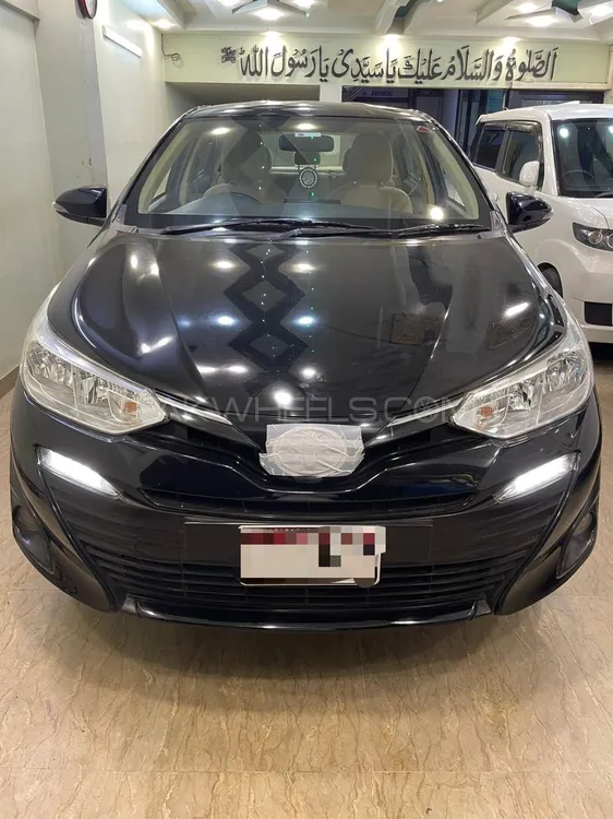 Toyota Yaris Sedan 2021 for Sale in Karachi Image-1
