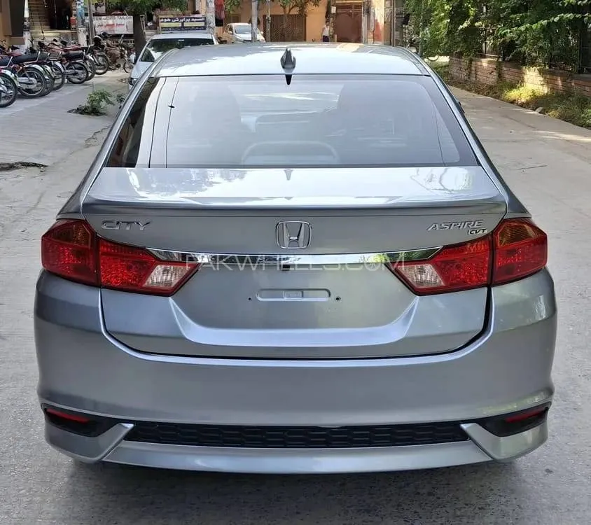 Honda City 2022 for Sale in Islamabad Image-1