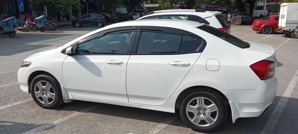 Honda City 2015 for Sale in Islamabad Image-1