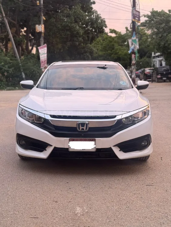 Honda Civic 2018 for Sale in Karachi Image-1