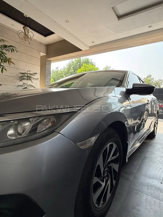 Honda Civic 2018 for Sale in Lahore Image-1