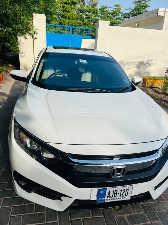 Honda Civic 2018 for Sale in Faisalabad Image-1