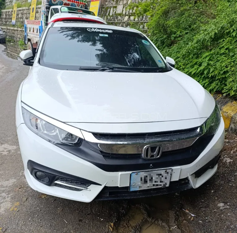 Honda Civic 2018 for Sale in Lahore Image-1