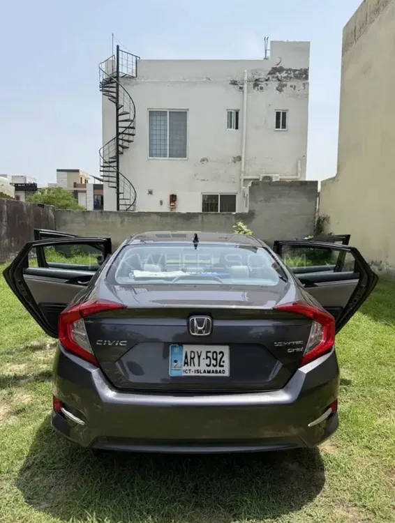 Honda Civic 2020 for Sale in Lahore Image-1