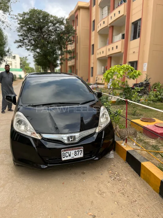 Honda Fit 2011 for Sale in Karachi Image-1