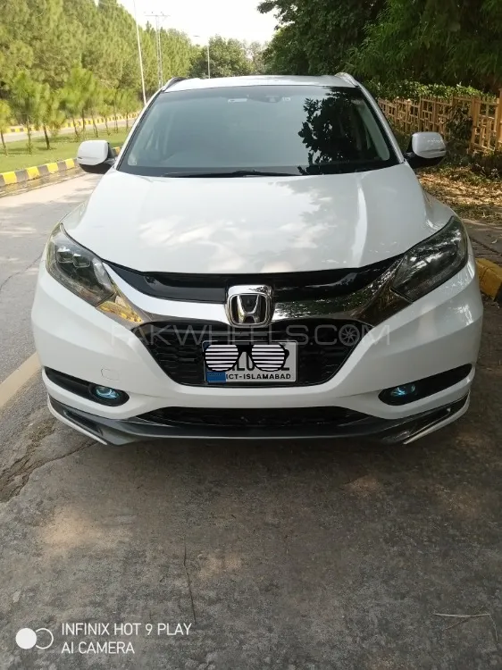Honda Vezel 2014 for Sale in Islamabad Image-1