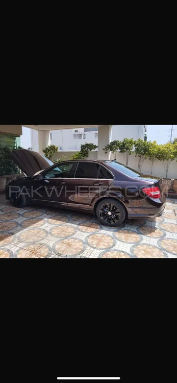 Mercedes Benz C Class 2012 for Sale in Lahore Image-1