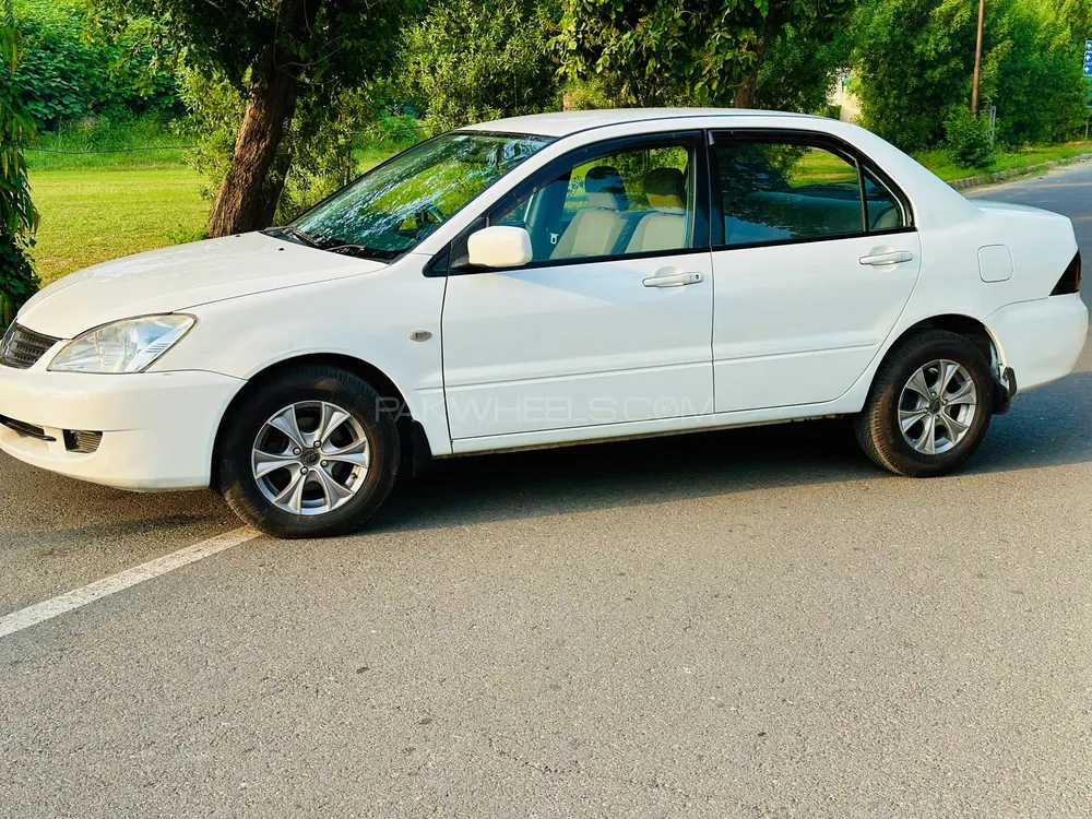 Mitsubishi Lancer 2007 for Sale in Lahore Image-1