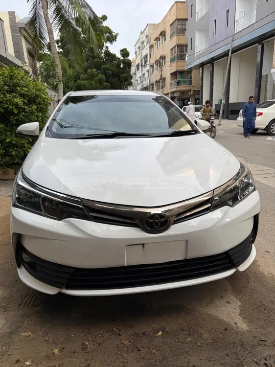 Toyota Corolla 2018 for Sale in Karachi Image-1