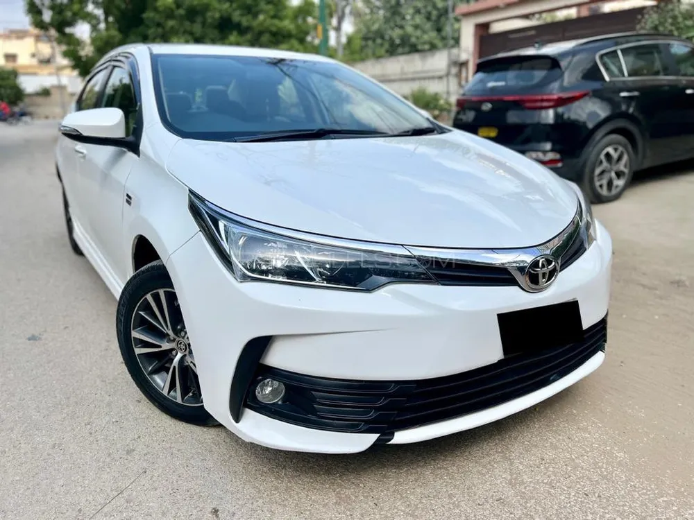 Toyota Corolla 2018 for Sale in Karachi Image-1
