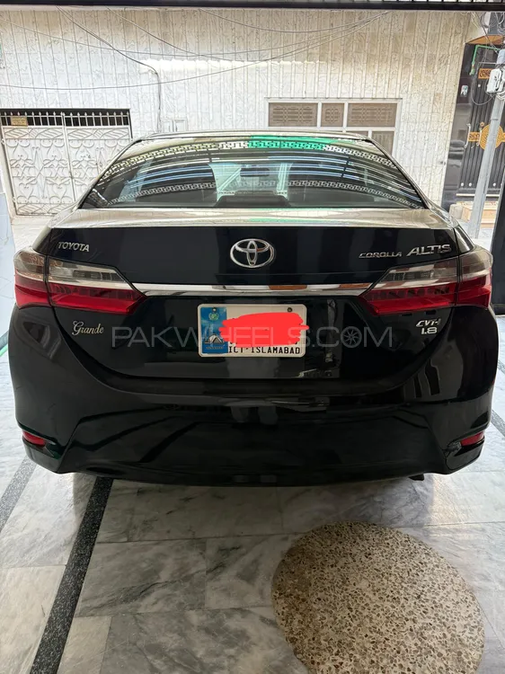 Toyota Corolla 2018 for Sale in Rawalpindi Image-1