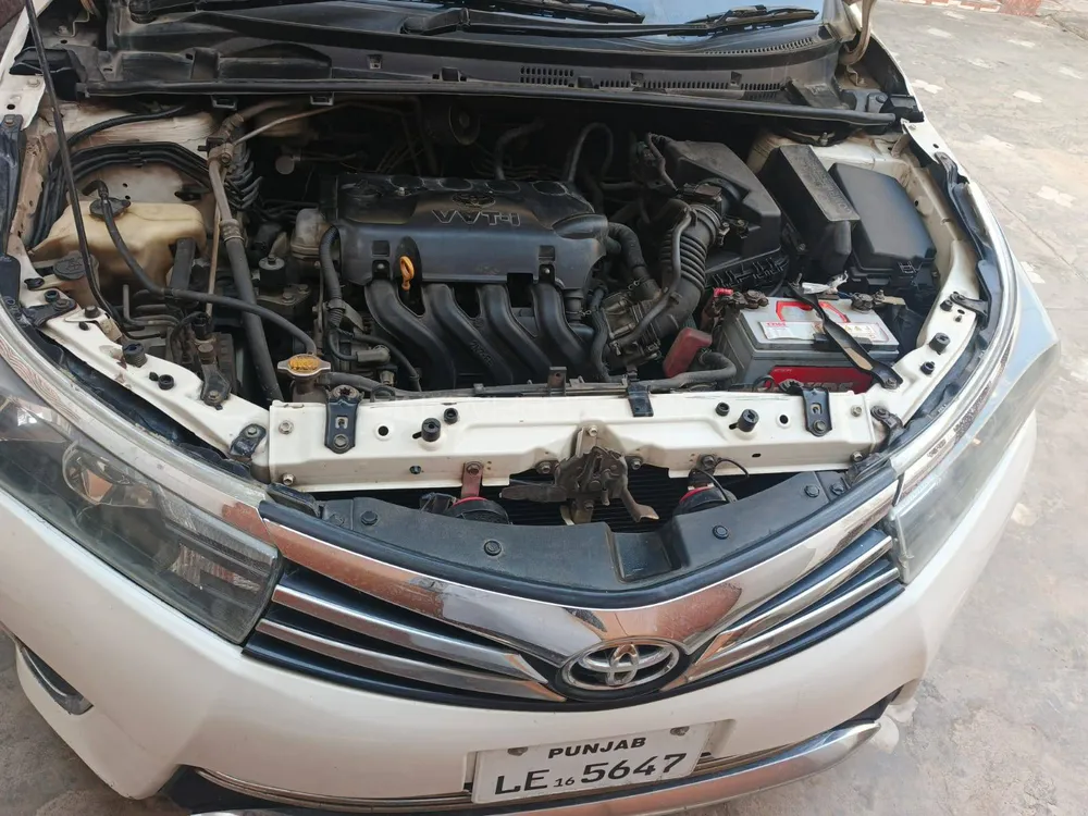 Toyota Corolla 2015 for Sale in Muzaffar Gargh Toyota Corolla 2015 for Sale in Muzaffar Gargh Image-5