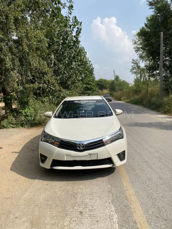 Toyota Corolla 2017 for Sale in Islamabad Image-1