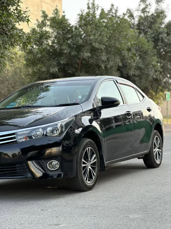 Toyota Corolla 2014 for Sale in Lahore Image-1