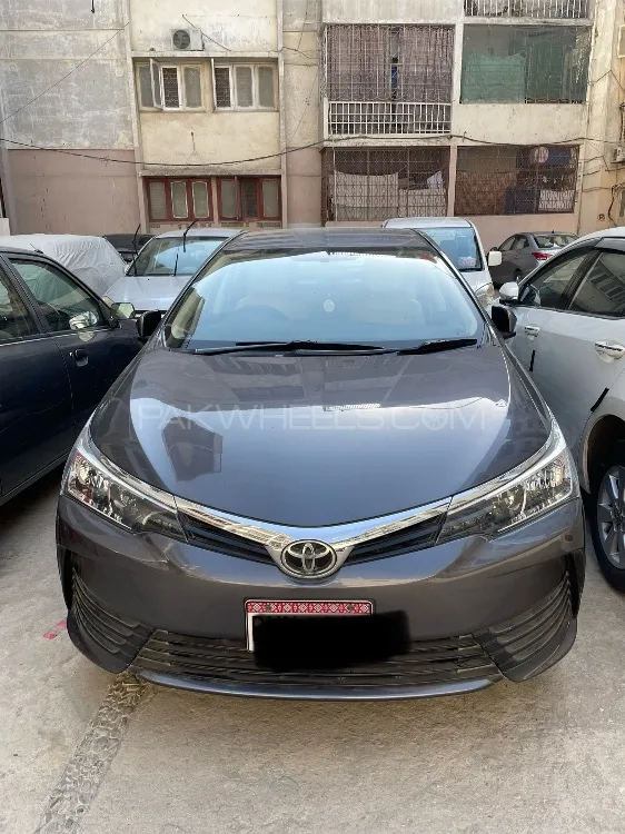 Toyota Corolla 2018 for Sale in Karachi Image-1