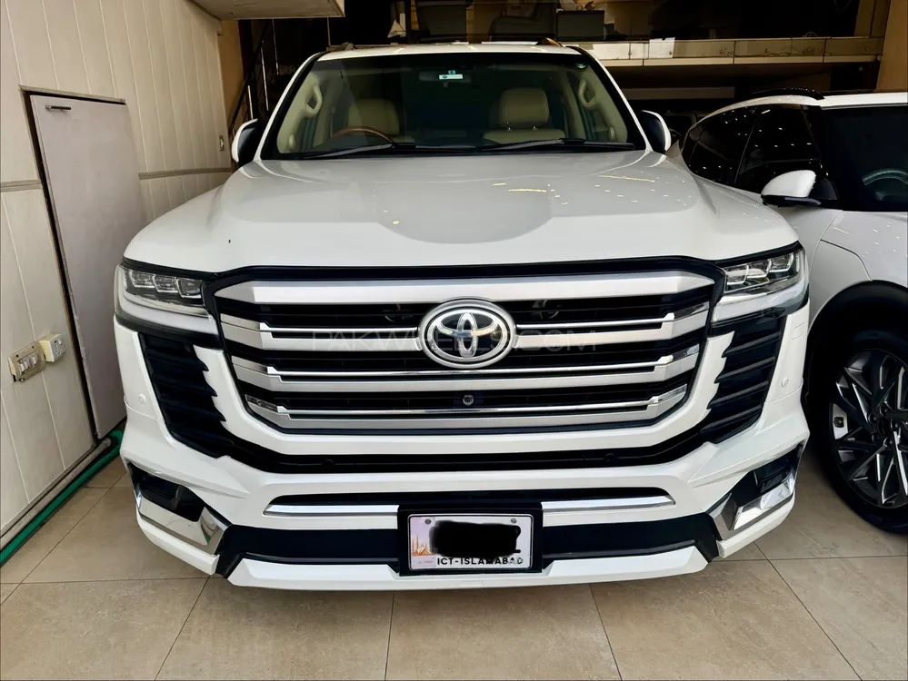 Toyota Land Cruiser 2013 for Sale in Lahore Image-1