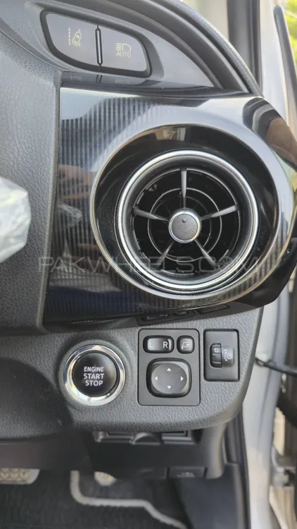 Toyota Vitz 2018 for Sale in Karachi Toyota Vitz 2018 for Sale in Karachi Image-2