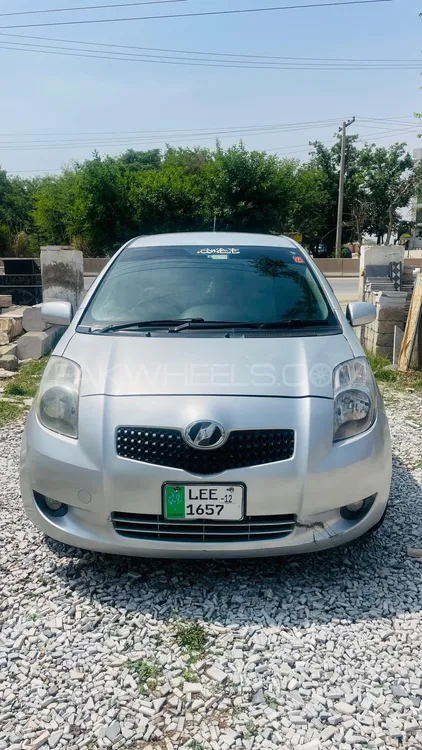 Toyota Vitz 2012 for Sale in Islamabad Image-1