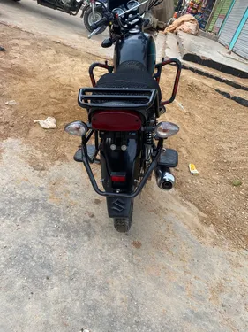 Suzuki GS 150 2024