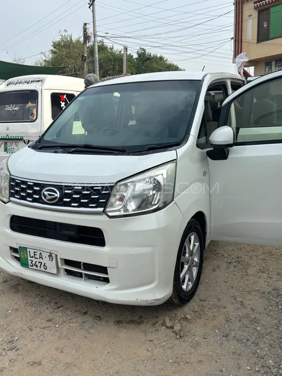 Daihatsu Move 2018 for Sale in Sialkot Image-1