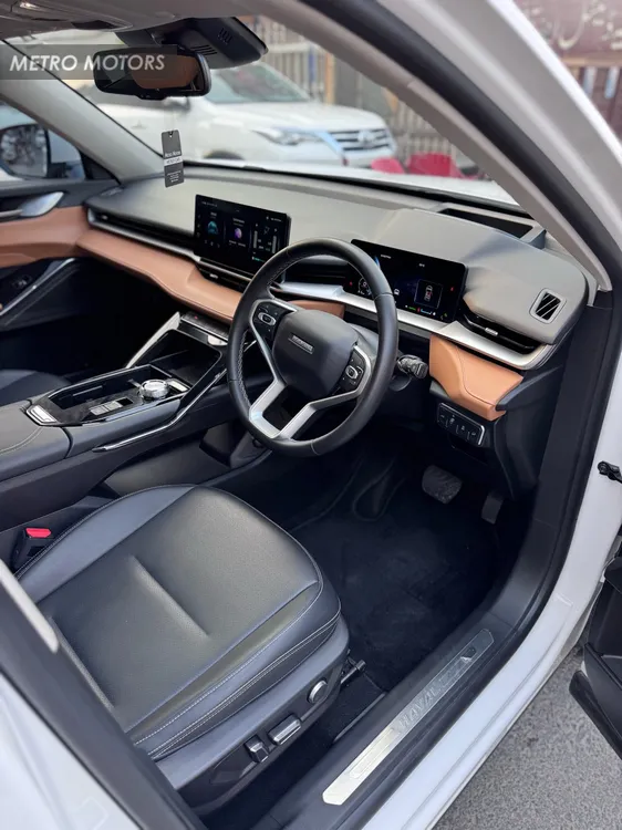 Haval H6 2023 for Sale in Lahore Haval H6 2023 for Sale in Lahore Image-5